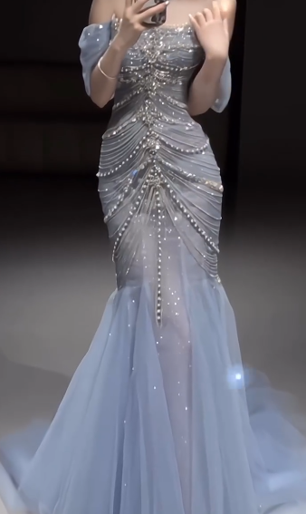 Elegant Mermaid Off The Shoulder Blue Tulle Prom Dresses