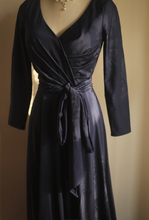 Elegant V Neck Navy Blue Satin Mermaid Long Wedding Guest Dress Formal Birthday Evening Dress