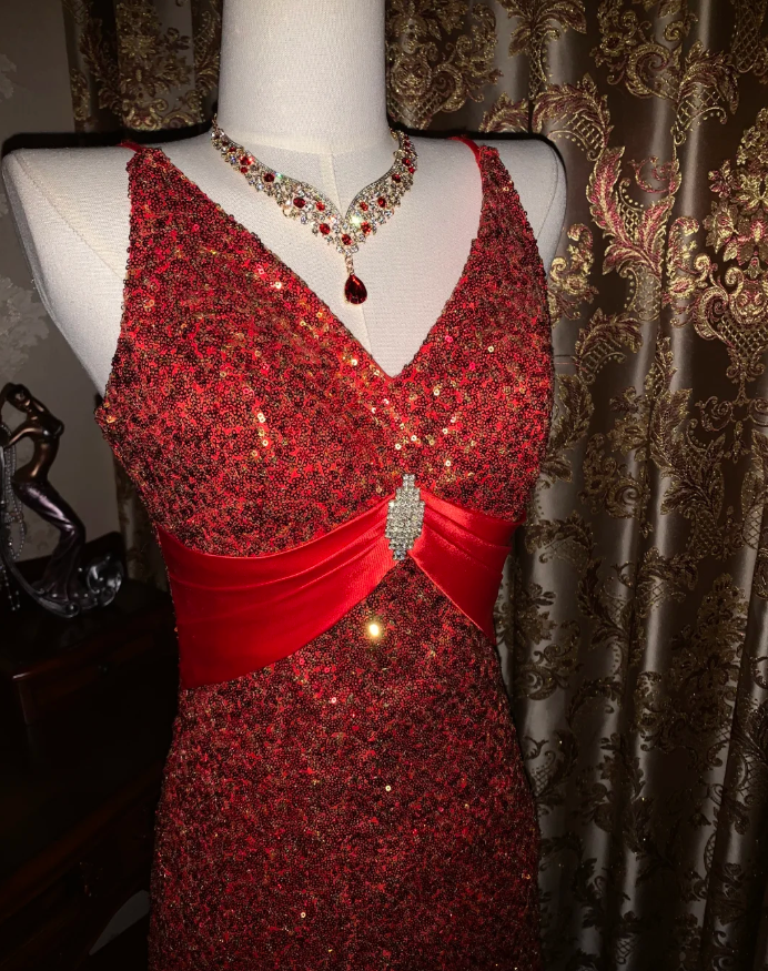 Vintage Red V Neck Sequin Beaded Mermaid Party Dress Long Evening Gown