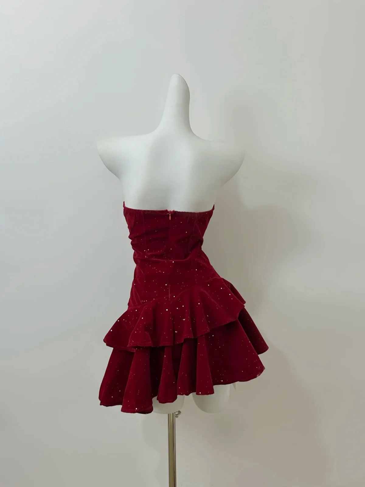 Charming Burgundy Strapless A Line Layered Short Prom Dress Formal Homecoming Dress Birthday Outfits