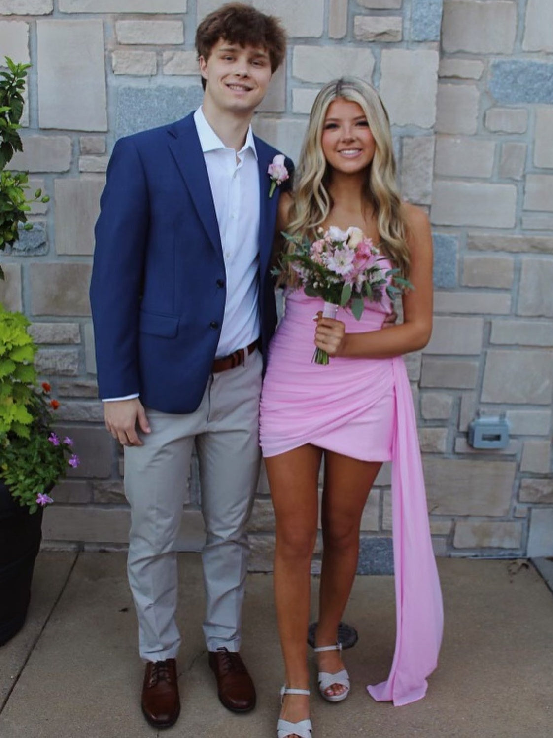 Attractive Sheath Strapless Yellow Short Homecoming Dress with Ruched