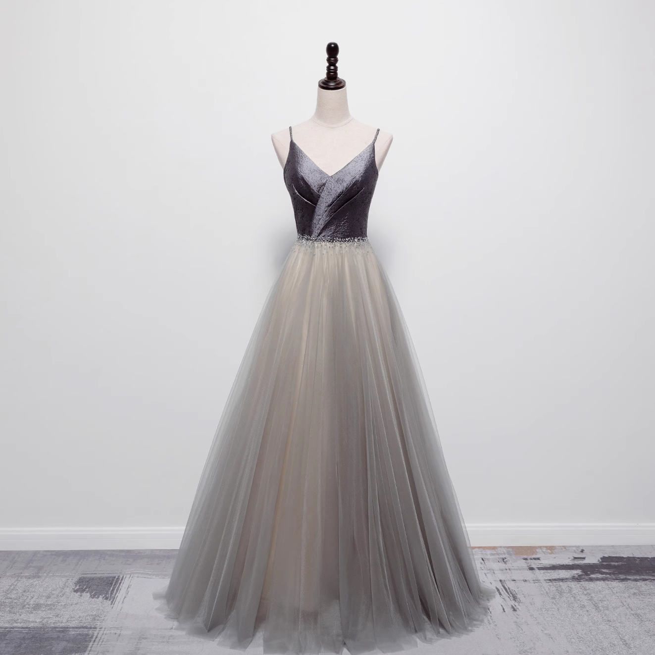 Simple A line Sleeveless Tulle Prom Dress