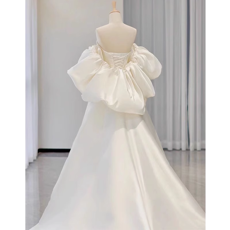 A-Line Sweetheart Neck Satin White Long Wedding Dresses