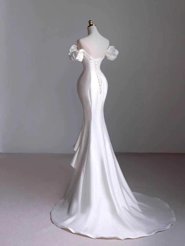 Vintage Mermaid Off the Shoulder Short Sleeves White Satin Wedding Dresses
