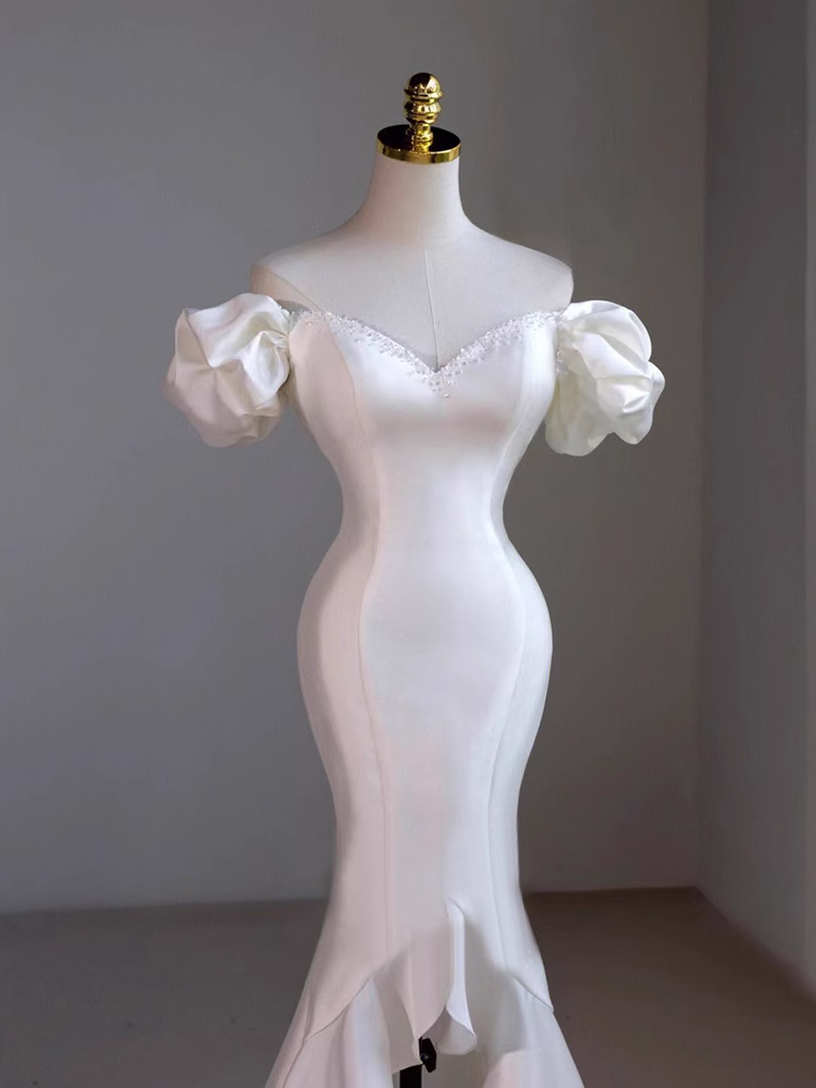 Vintage Mermaid Off the Shoulder Short Sleeves White Satin Wedding Dresses