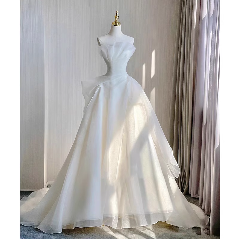 Vintage Ball Gown Strapless White Tulle Wedding Dresses