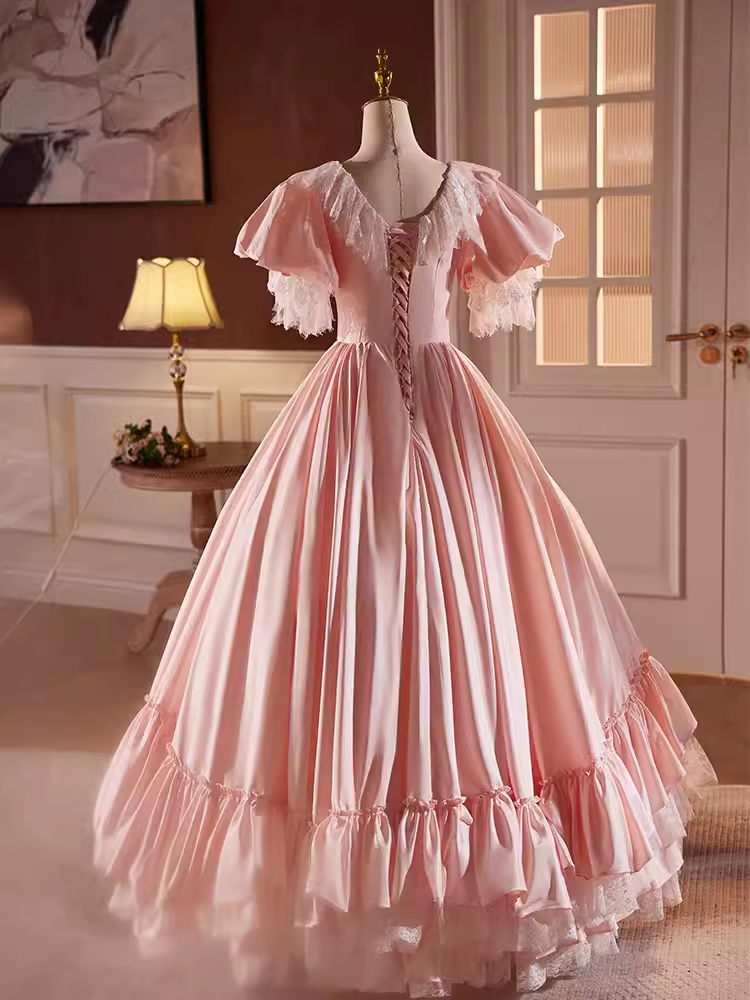 Vintage Ball Gown Pink Short Sleeves Lace Sweet 16 Dresses