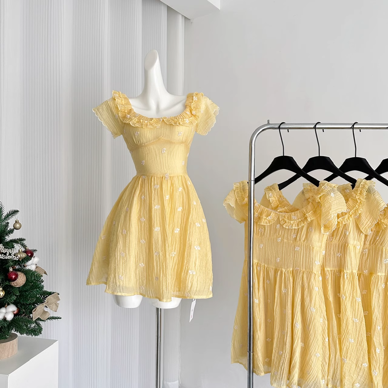 Cute A line Scoop Short Sleeves Yellow Floral Holiday Dresses Beach Dress Birthday Outfits