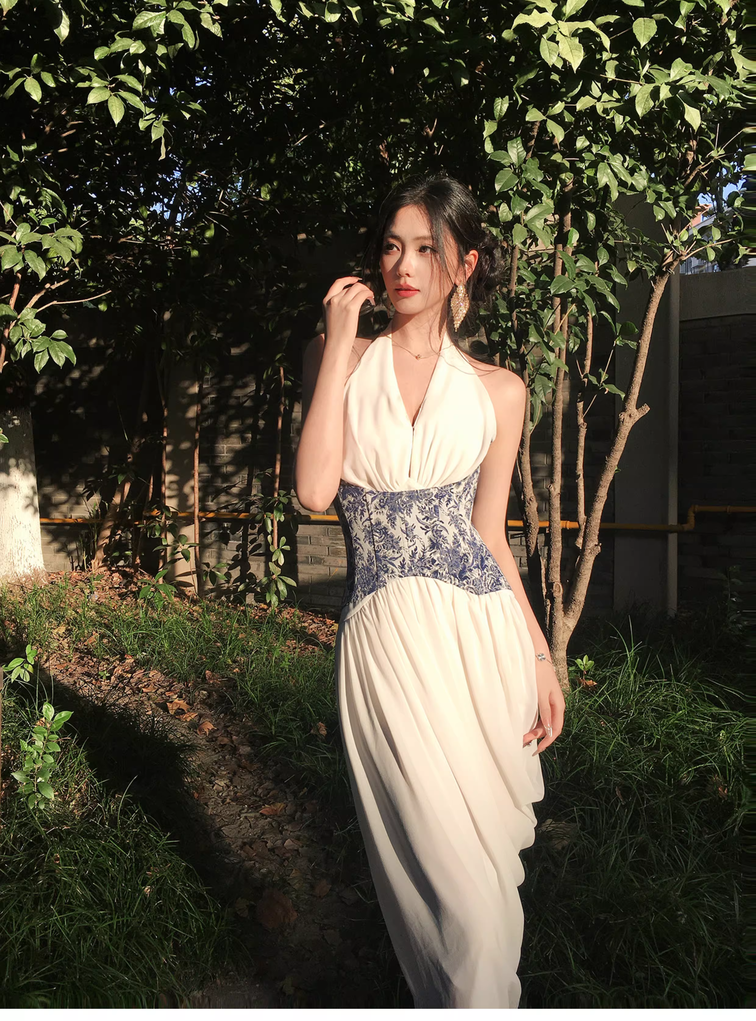 Unique Halter V Neck White Chiffon Pleated Long Prom Dress Birthday Evening Dress