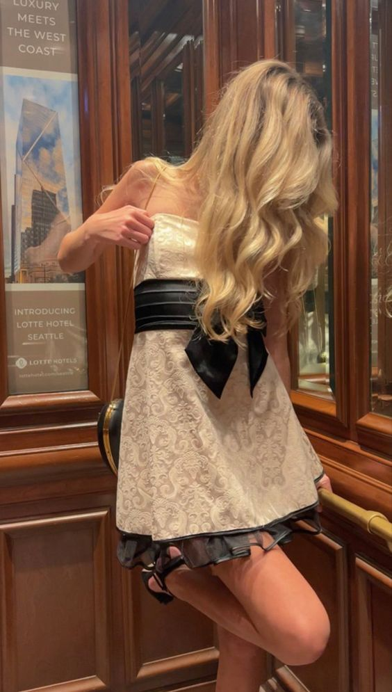 Vintage Light Champagne Short Homecoming Dress Cocktail Dress
