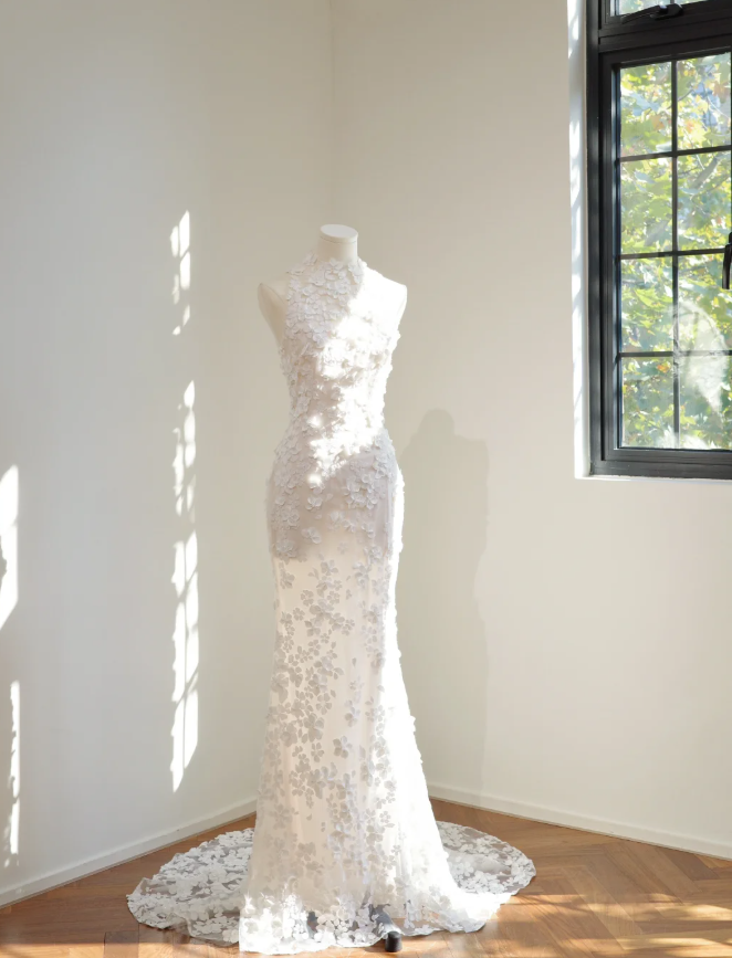 Pretty Sleeveless white Tulle Appliques Mermaid Long Wedding Dress Bridal Dress