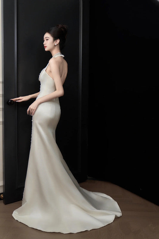 Fairytale Mermaid Halter Sleeveless Wedding Dresses Glittering Straps Pearls Wedding Dress