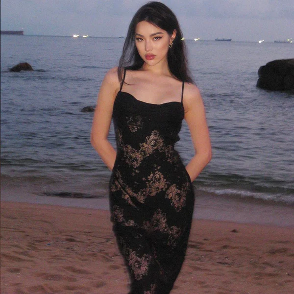 Sexy Black Mermaid Lace Slit Long Prom Dress Spaghetti Strap See-through Evening Dress