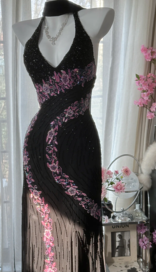 Charming Halter V Neck Black Chiffon Sequin Beaded Mermaid Long Evening Dress Formal Birthday Party Dress