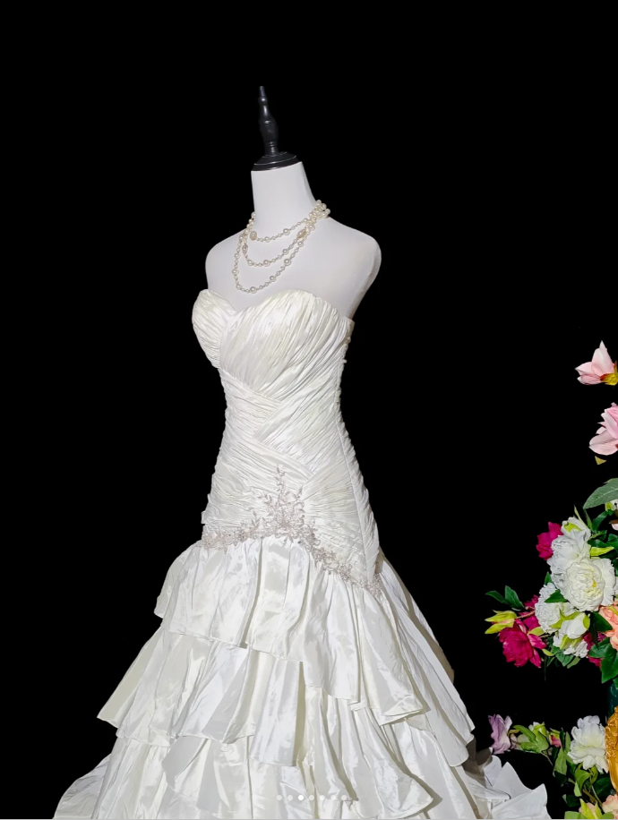Elegant Strapless White Satin Beaded Pleated Layered Mermaid Long Prom Dress Birthday Party Dress