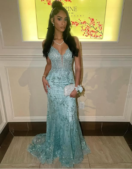 Charming Spaghetti Straps Tulle Lace Mermiad Prom Dress Blue V Neck Prom Evening Gown