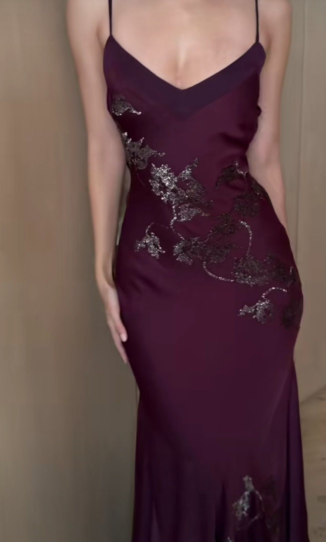 Vintage Spaghetti Straps V Neck Mermaid Long Wedding Guest Dress Purple Birthday Party Dress