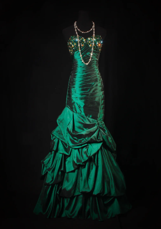 Elegant Emerald Green Strapless Satin Pleated Mermaid Long Party Dress Evening Dress With Beads