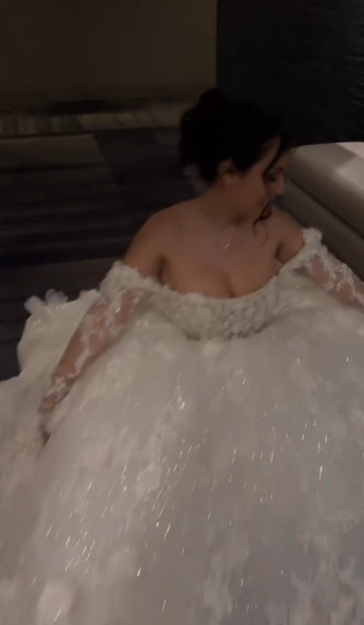 Classy Off The Shoulder Tulle Sequin Appliques White Bridal Dress Formal Wedding Dress