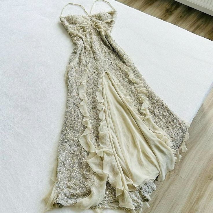 Vintage Sequin Beaded Long Evening Prom Dress Slit Ruffles Party Gown