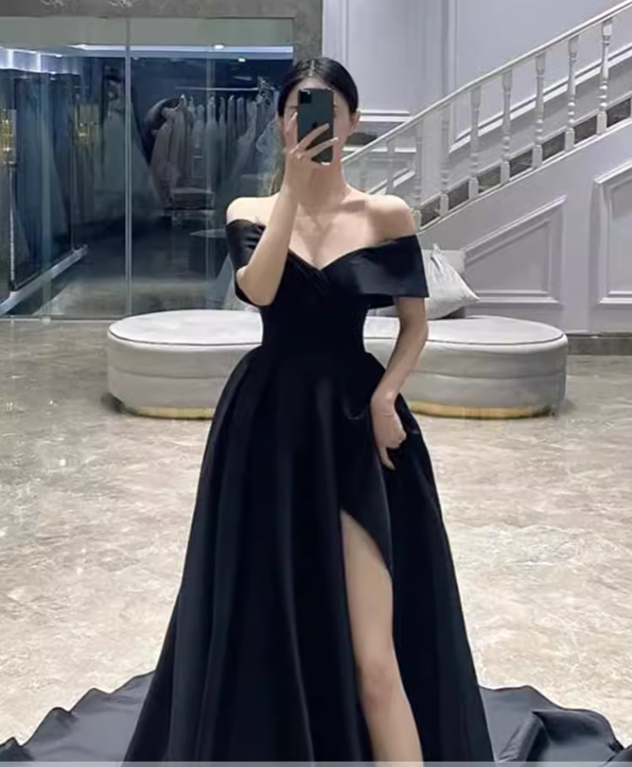 Simple A line Off The Shoulder Satin Black Long Prom Dresses