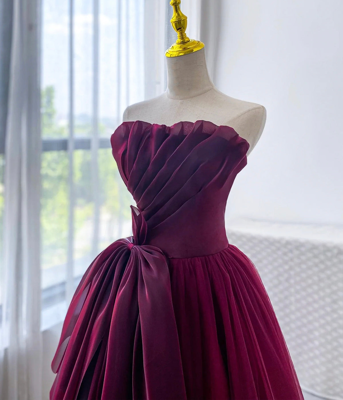Vintage A line Strapless Burgundy Tulle Evening Dress Prom Dresses