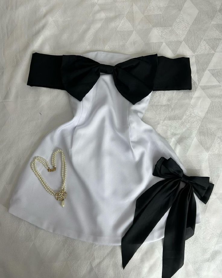 Vintage A line Off The Shoulder Black Short Homecoming Dress Party Dress