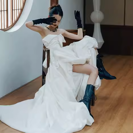 Vintage Ball Gown White Satin Wedding Dresses