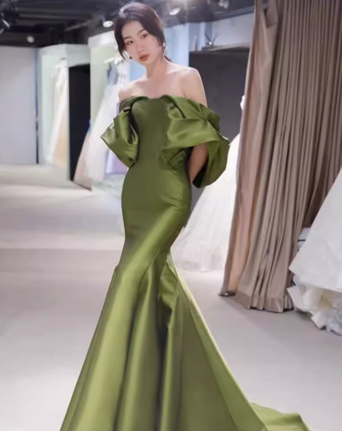 Sexy Mermaid Off The Shoulder Short Sleeves Green Long Prom Dress