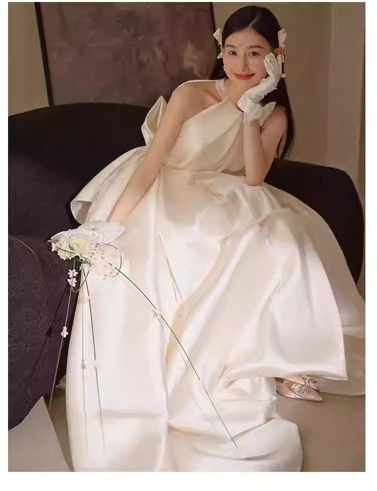 Vintage Ball Gown White Satin Wedding Dresses