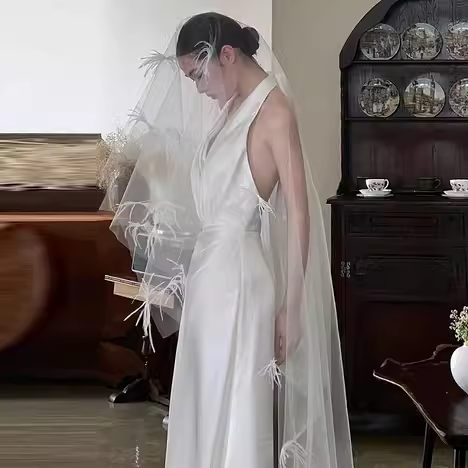 Vintage Mermaid Halter Backless White Satin Wedding Dresses