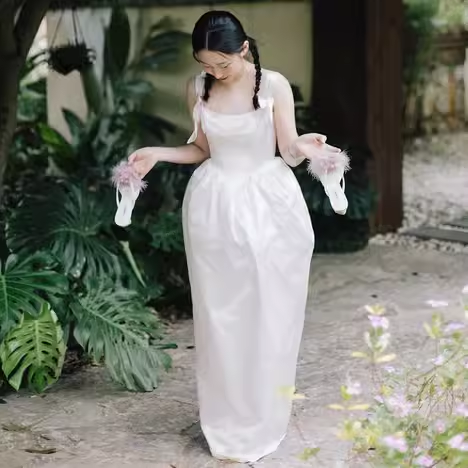 Vintage A Line Straps White Satin Wedding Dresses