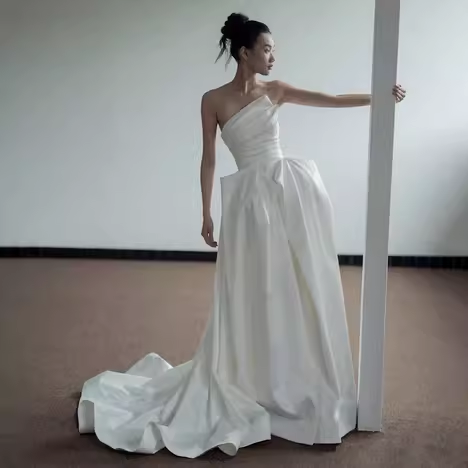 Simple A Line Strapless White Satin Wedding Dresses