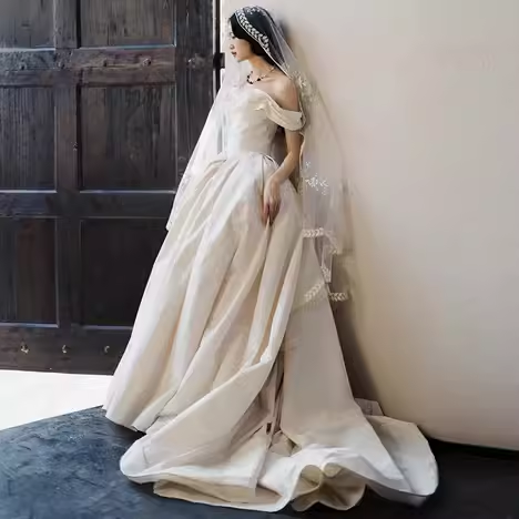 Simple Ball Gown Off The Shoulder Short Sleeves White Satin Wedding Dresses