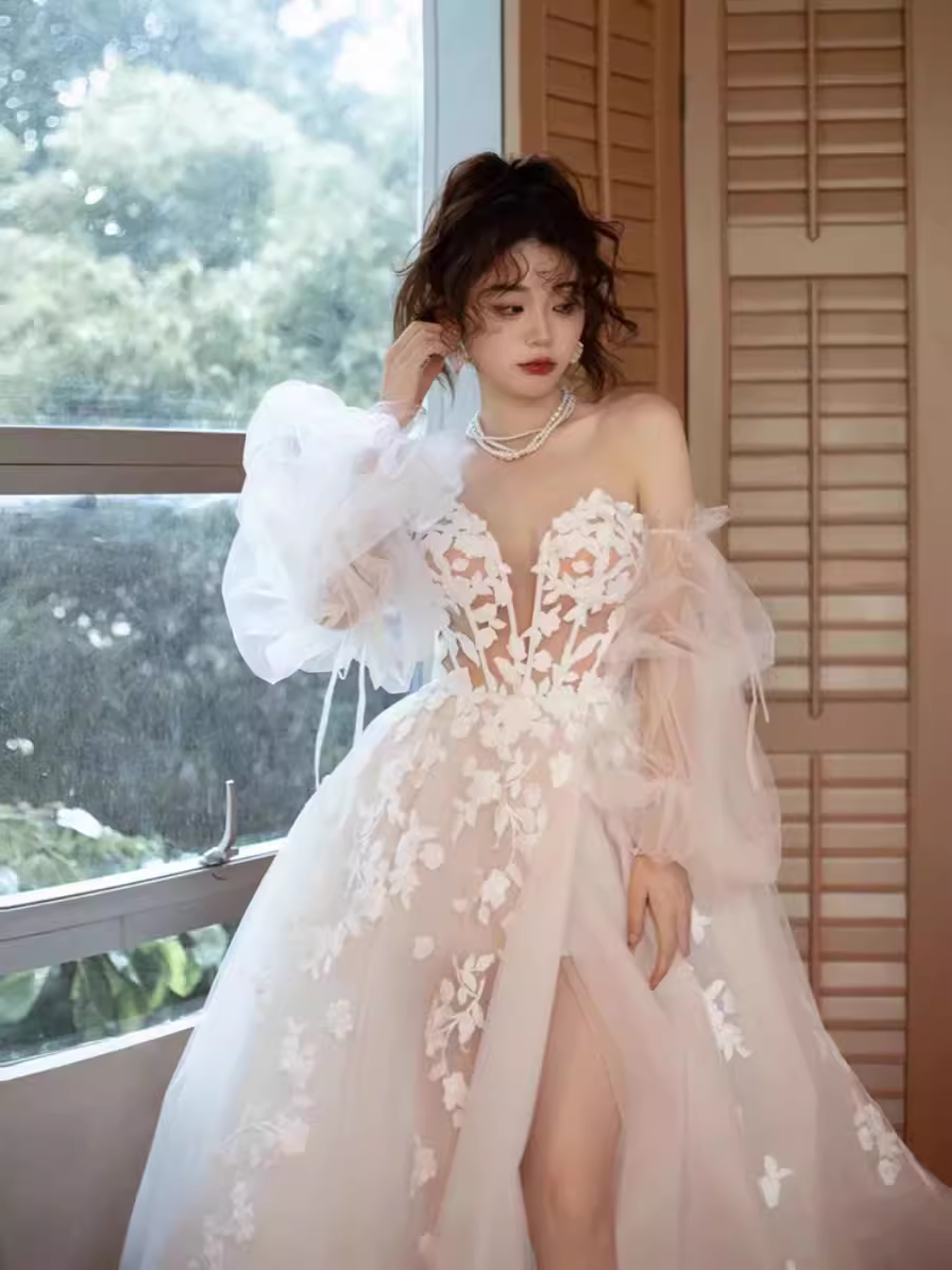 Vintage A Line Strapless Lace White Wedding Dress With Slit