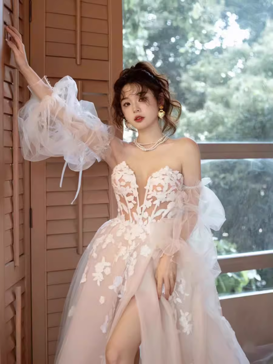 Vintage A Line Strapless Lace White Wedding Dress With Slit