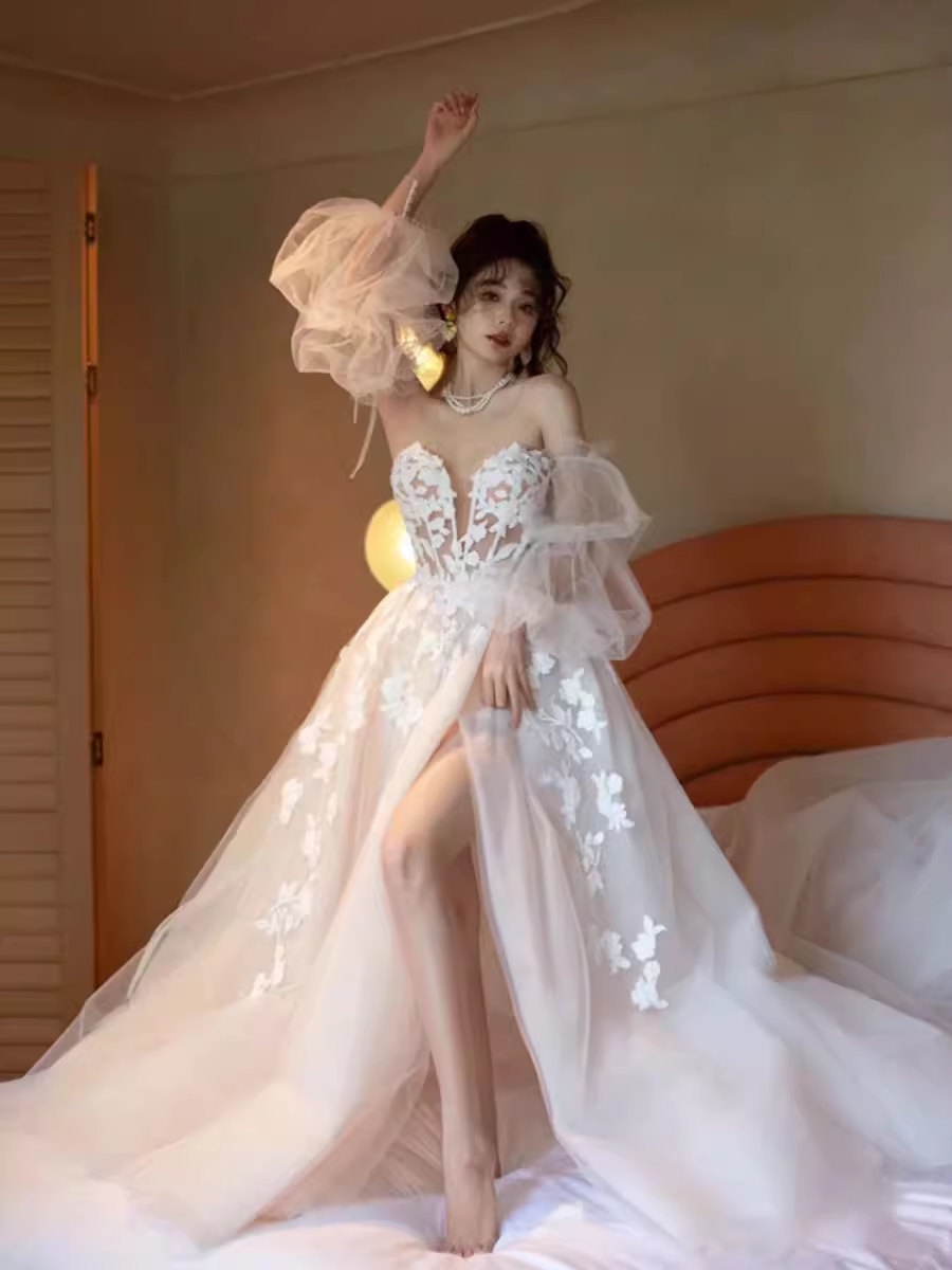 Vintage A Line Strapless Lace White Wedding Dress With Slit