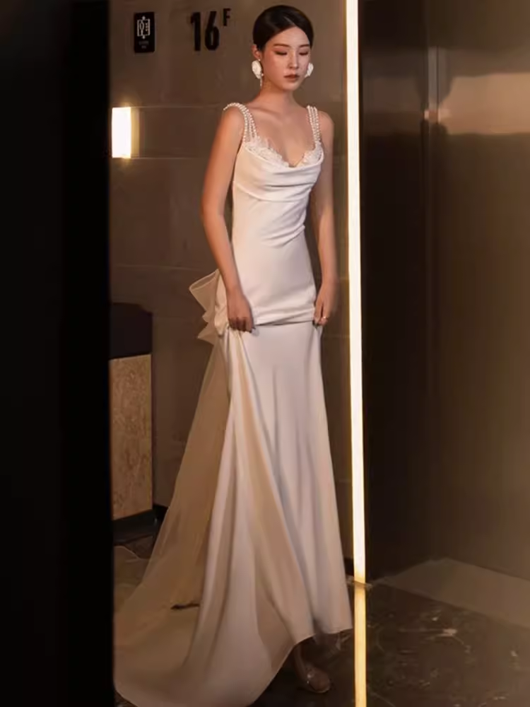 Chic Mermaid Straps Satin White Wedding Dress With Pearls