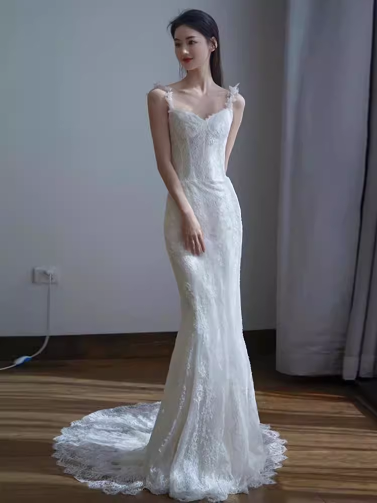 Vintage Mermaid Straps Lace White Wedding Dress Brides Dresses