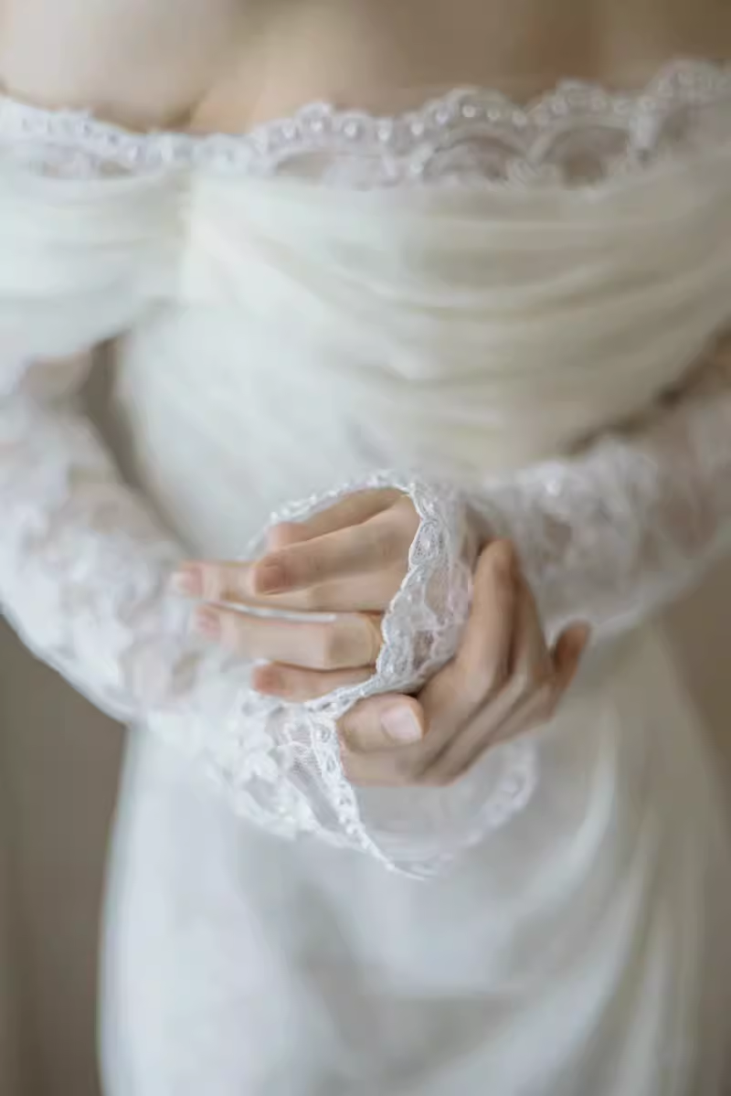 Chic Sheath Off The Shoulder Long Sleeves Lace White Wedding Dresses