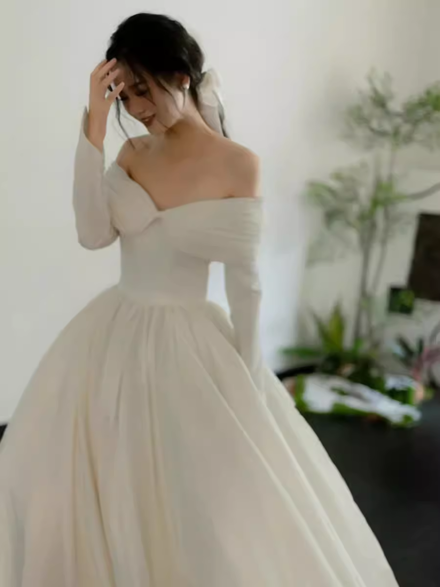 Simple Ball Gown Off The Shoulder Long Sleeves White Wedding Dresses