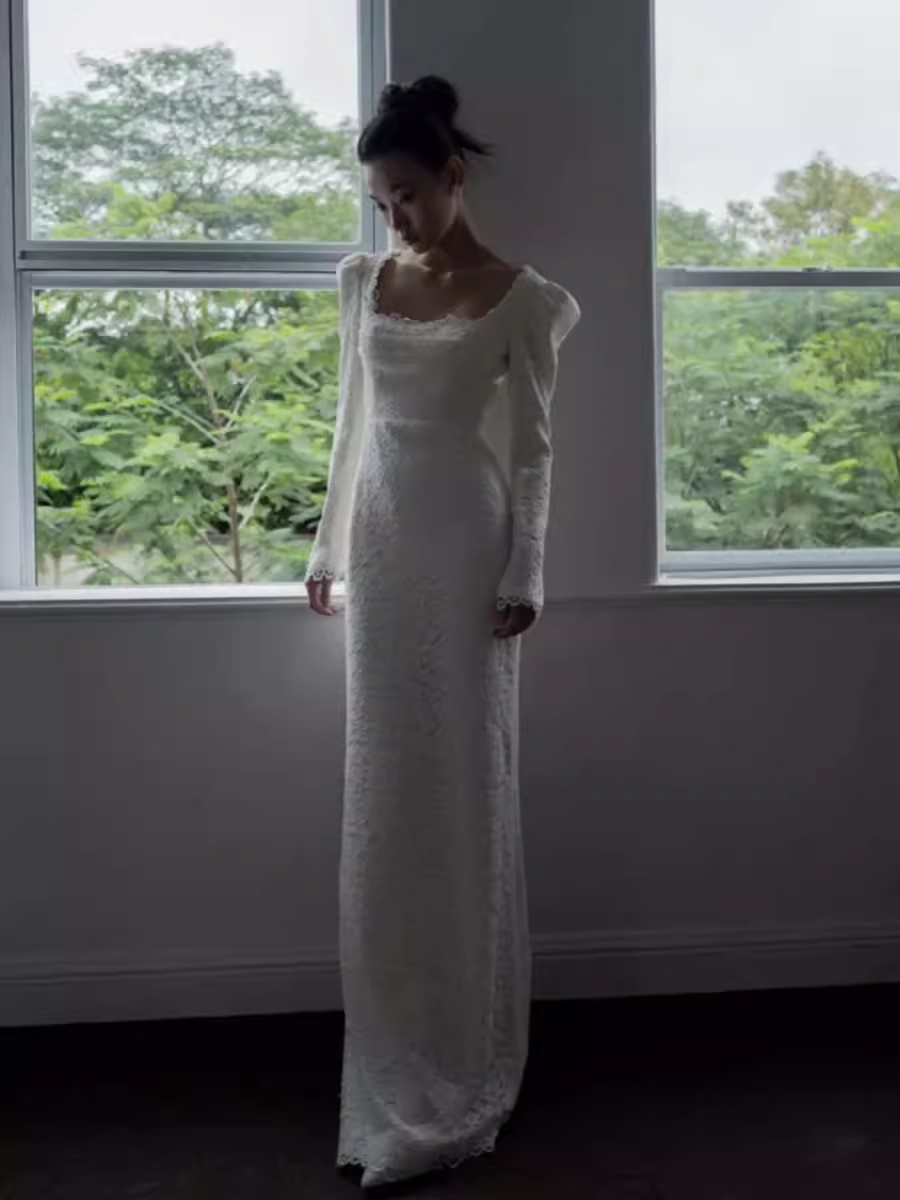 Chic Mermaid Square Neckline Long Sleeves White Lace Wedding Dresses