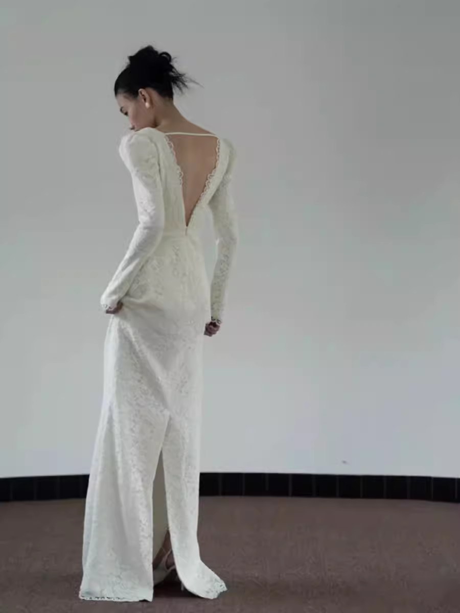 Chic Mermaid Square Neckline Long Sleeves White Lace Wedding Dresses