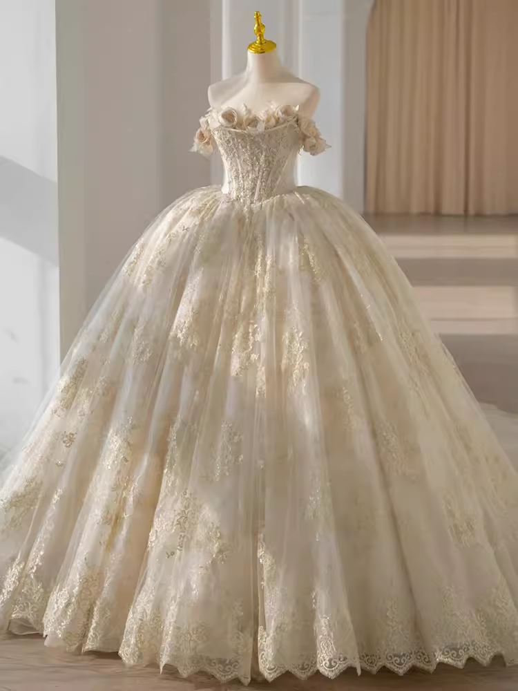 Luxury Ball Gown Off The Shoulder Short Sleeves Lace Wedding Dresses