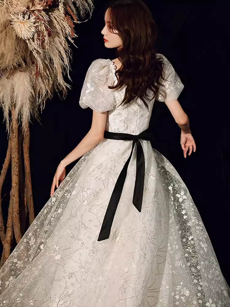Pretty A Line Sweetheart Tulle White Long Prom Dresses
