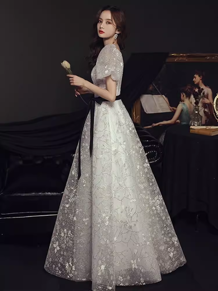 Pretty A Line Sweetheart Tulle White Long Prom Dresses
