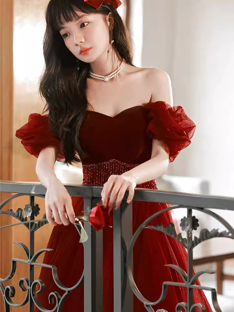 Pretty A Line Off The Shoulder Burgundy Tulle Beads Long Prom Dresses
