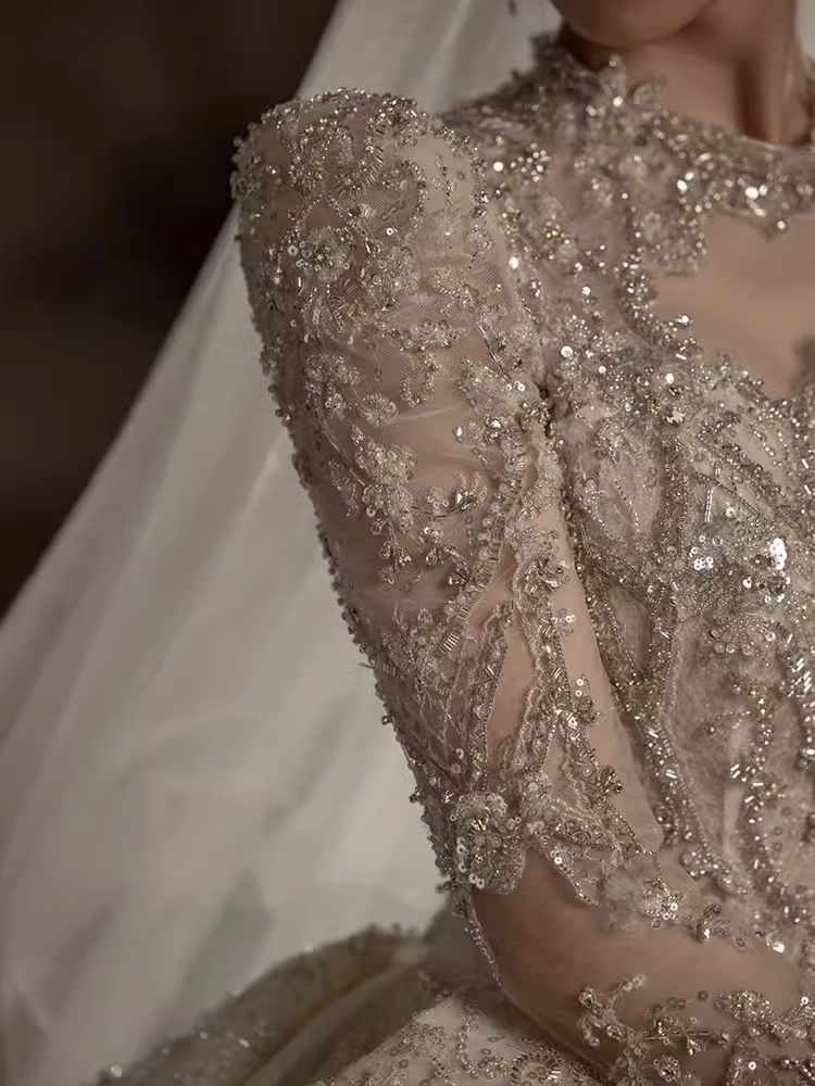 Luxury Ball Gown Scoop Neckline Long Sleeves Sequin Wedding Dress