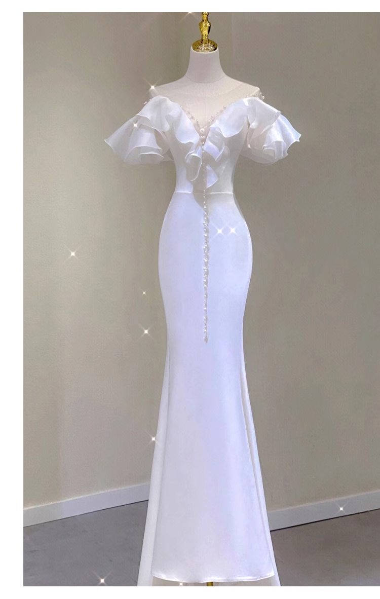 Sexy Mermaid V Neckline White Long Wedding Dresses With Pearls