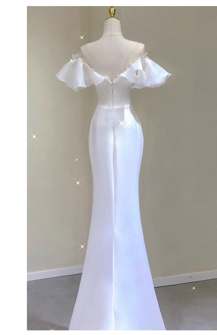 Sexy Mermaid V Neckline White Long Wedding Dresses With Pearls
